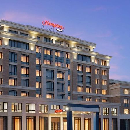 Hampton By Hilton Astana Triumphal Arch Hotel Exterior foto